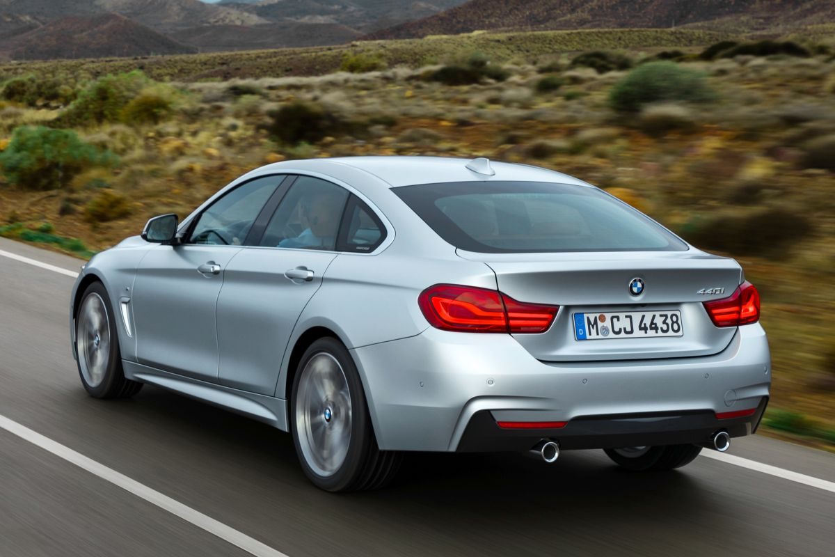 BMW 4 Serisi Gran Coupé · Gümüş — görsel 2