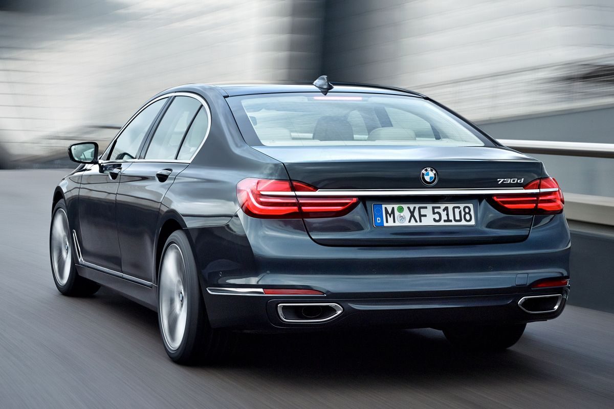 BMW 7 Serisi · Siyah — görsel 3