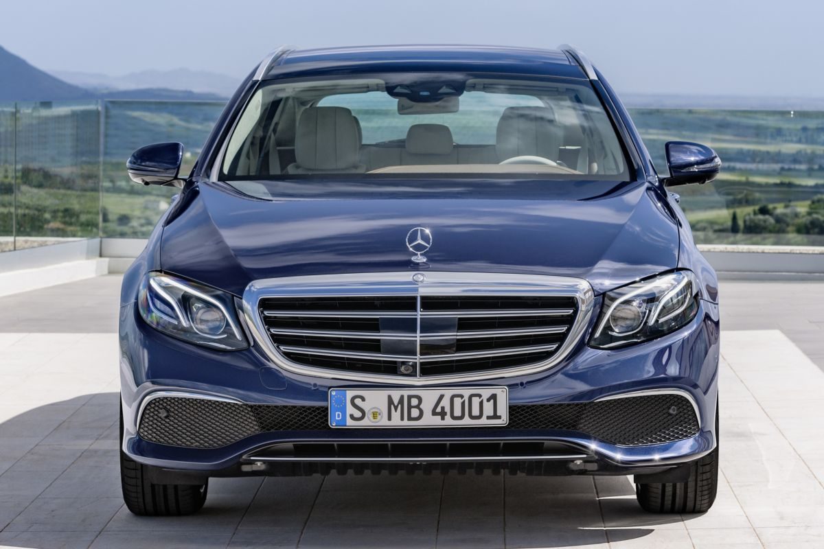 Mercedes-Benz E-Class Estate · Mavi — görsel 4